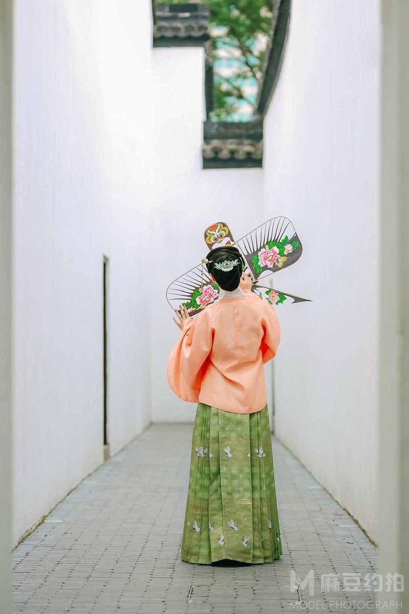 汉服模特