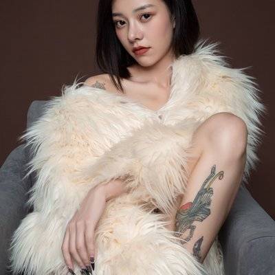 黑白模特