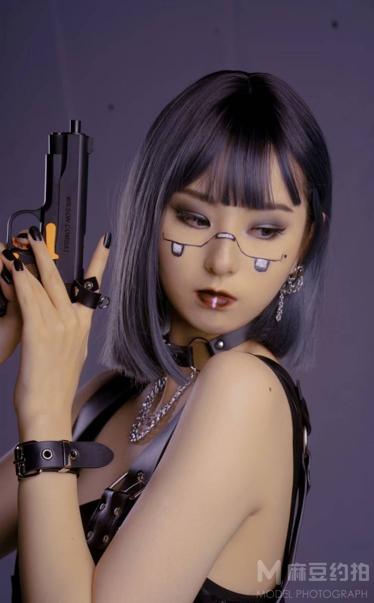 暗黑模特