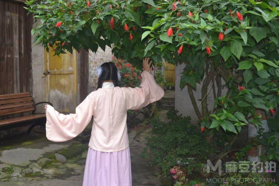 汉服模特