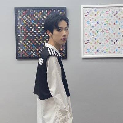 黑白模特