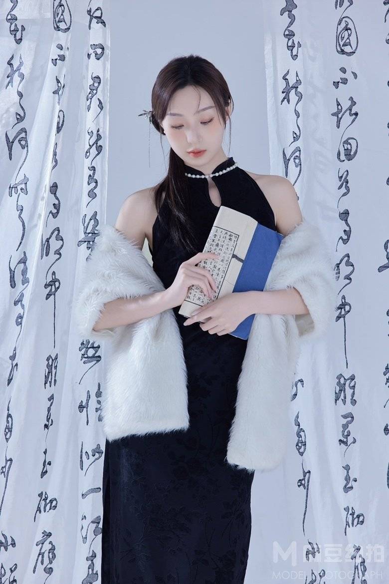 民国模特