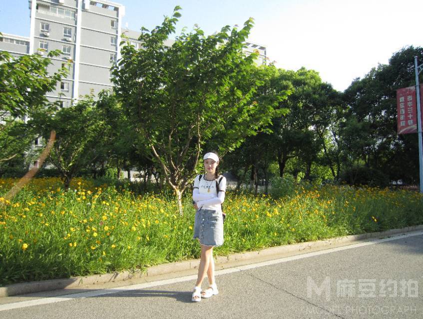 校园模特