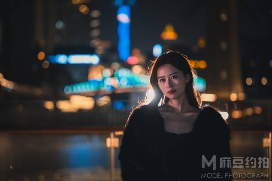 夜景模特