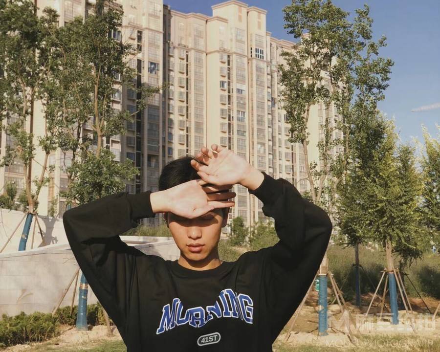 胶片模特