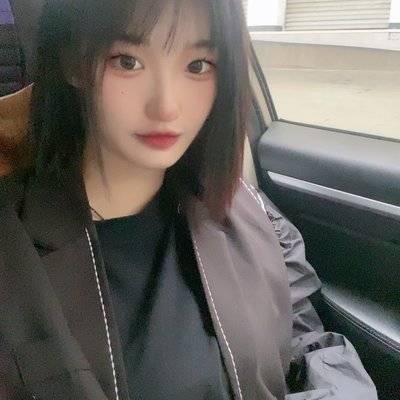 黑白模特