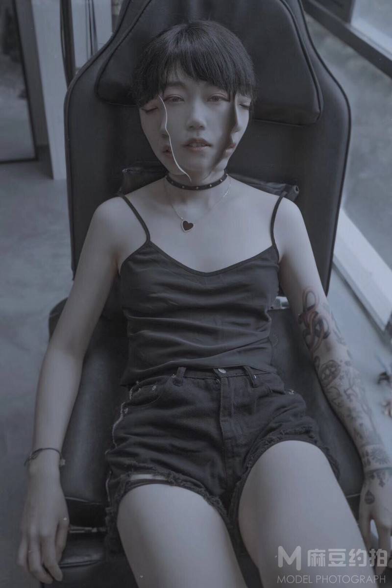 暗黑模特