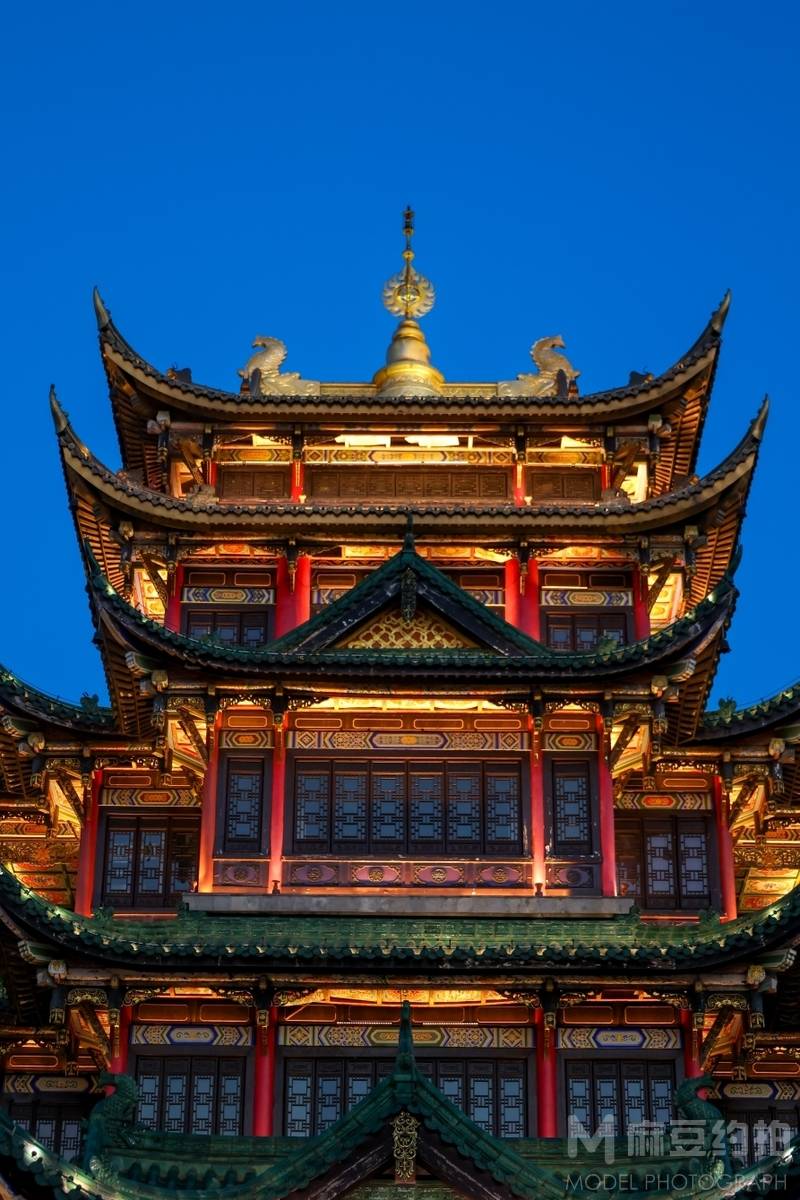 夜景模特