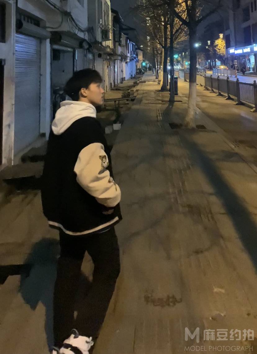 纪实模特