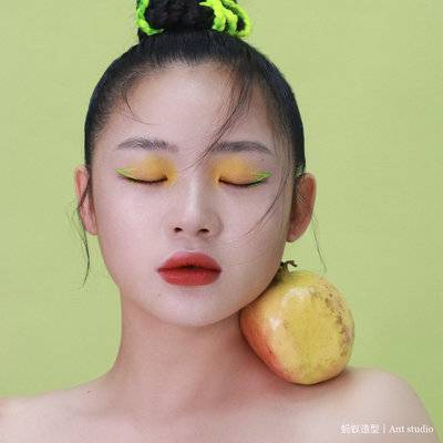 妆容模特