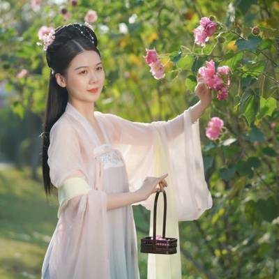 汉服模特