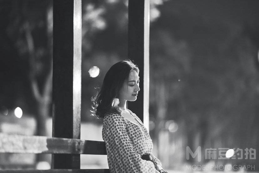 夜景模特