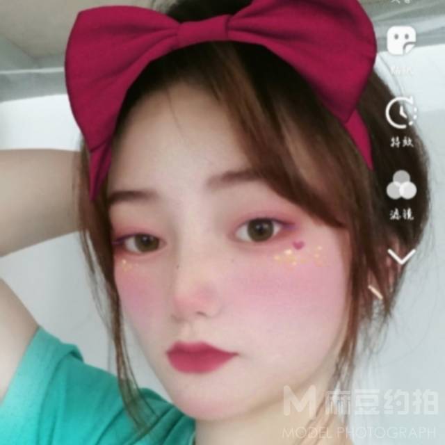 妆容模特