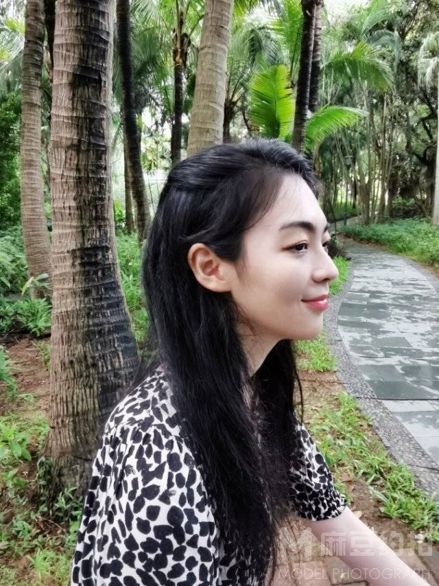 纪实模特