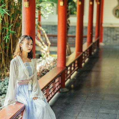 汉服模特