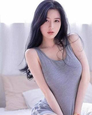 黑白模特