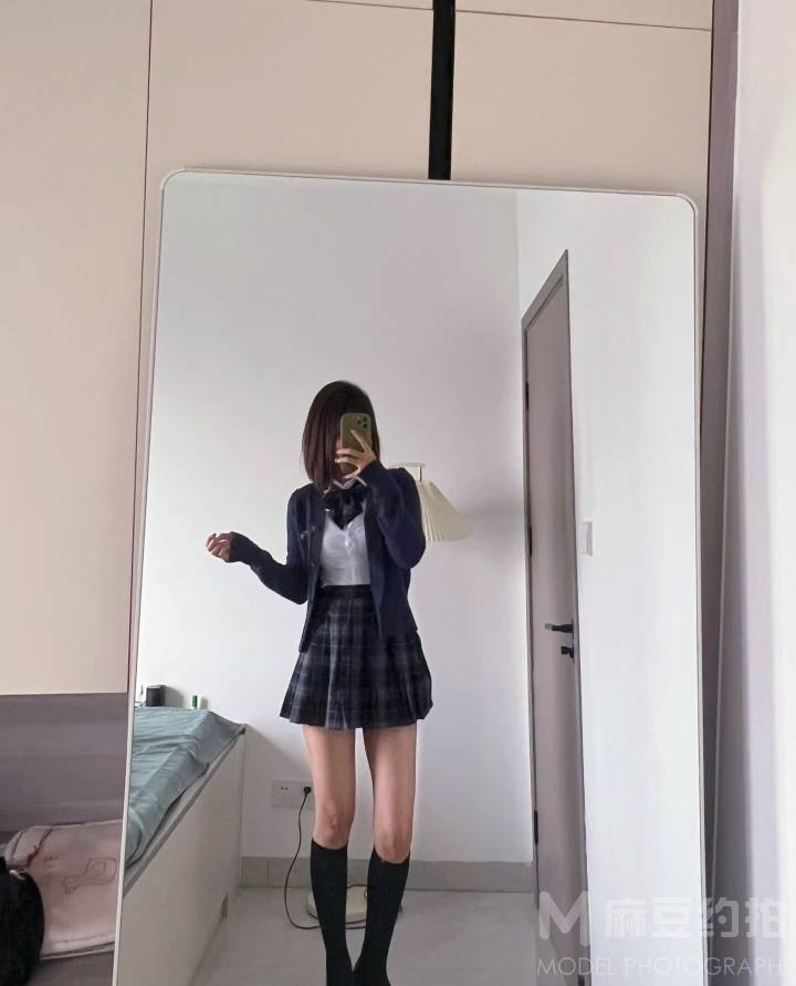 胶片模特