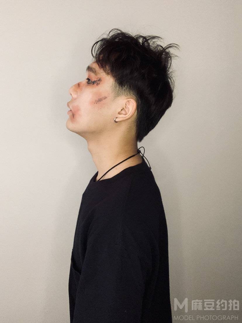 暗黑模特