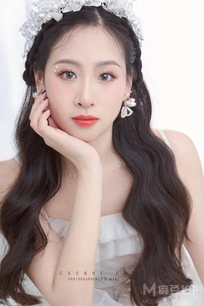 妆容模特