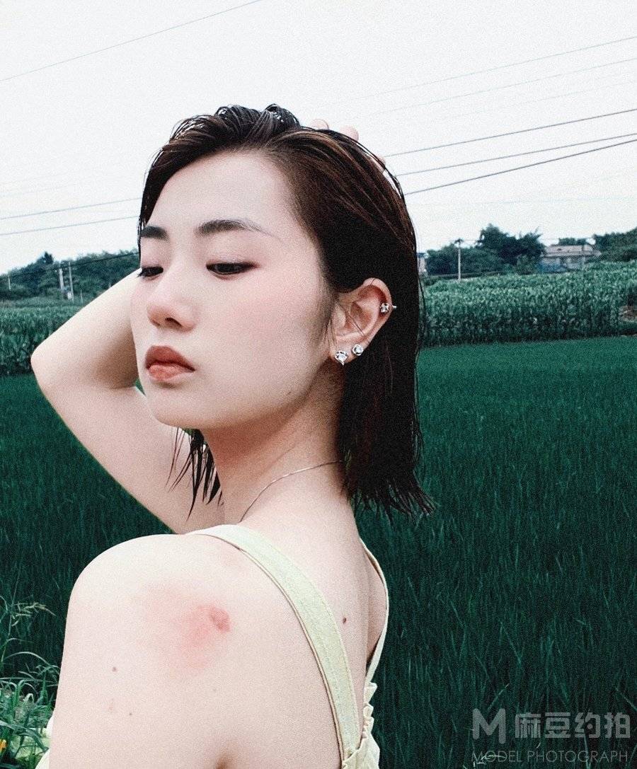 胶片模特