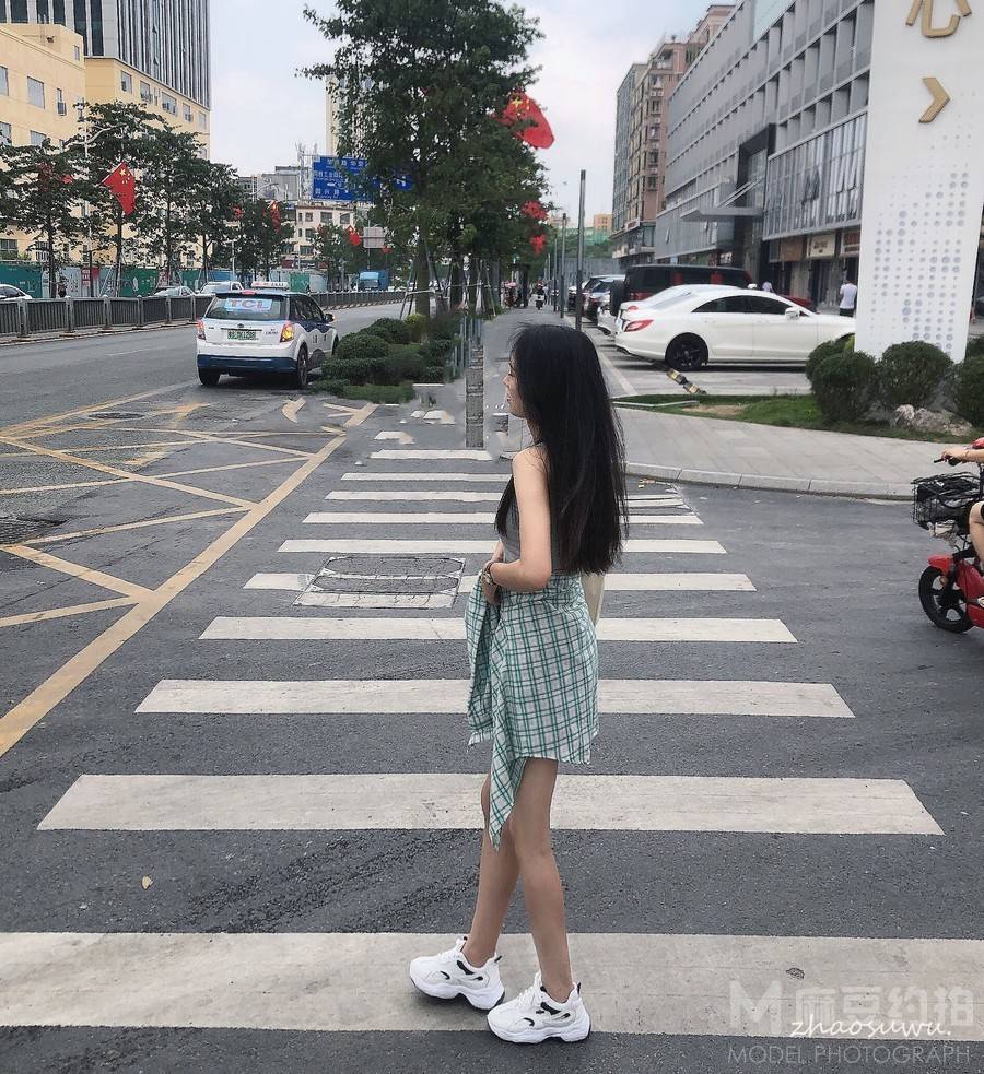 校园模特