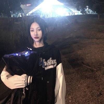 黑白模特