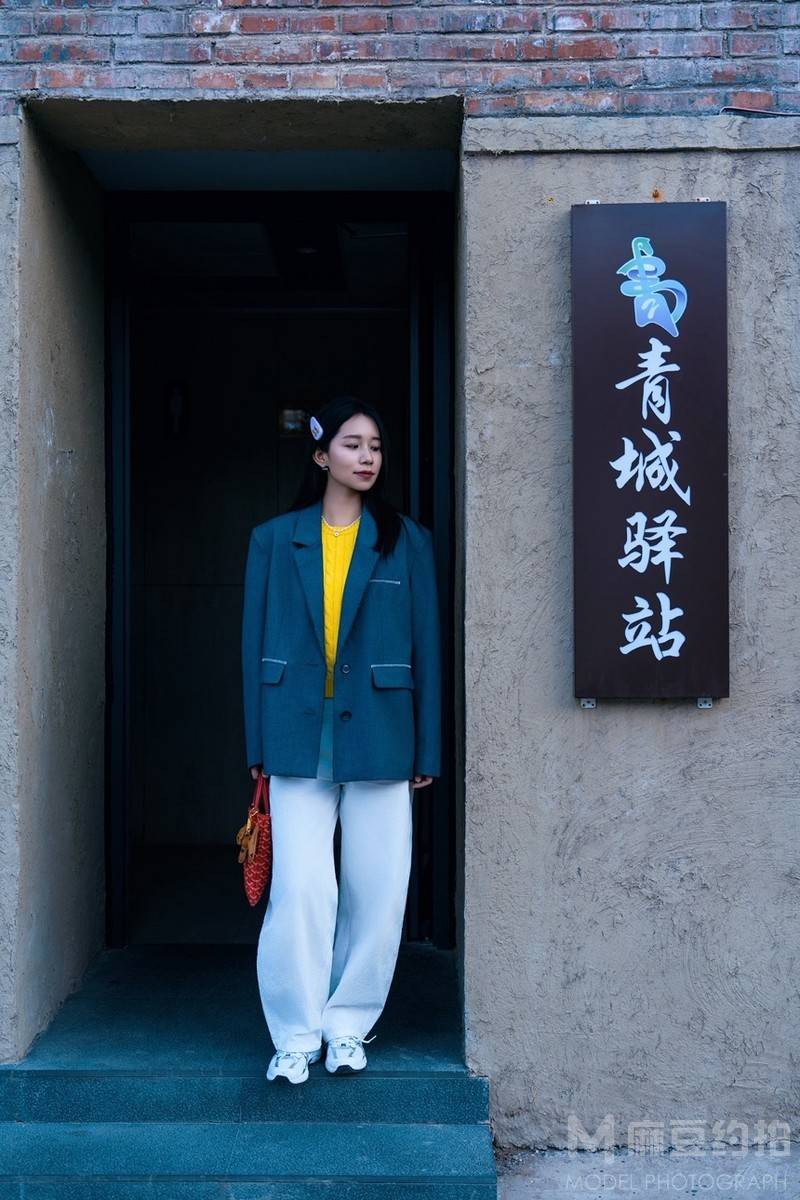 黑白模特
