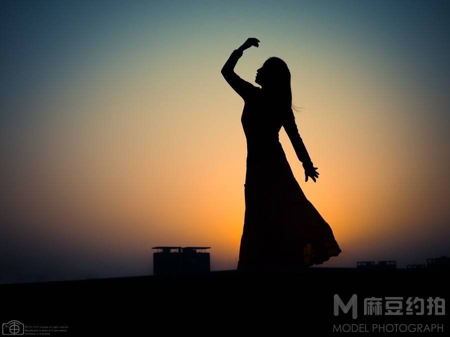 夜景模特