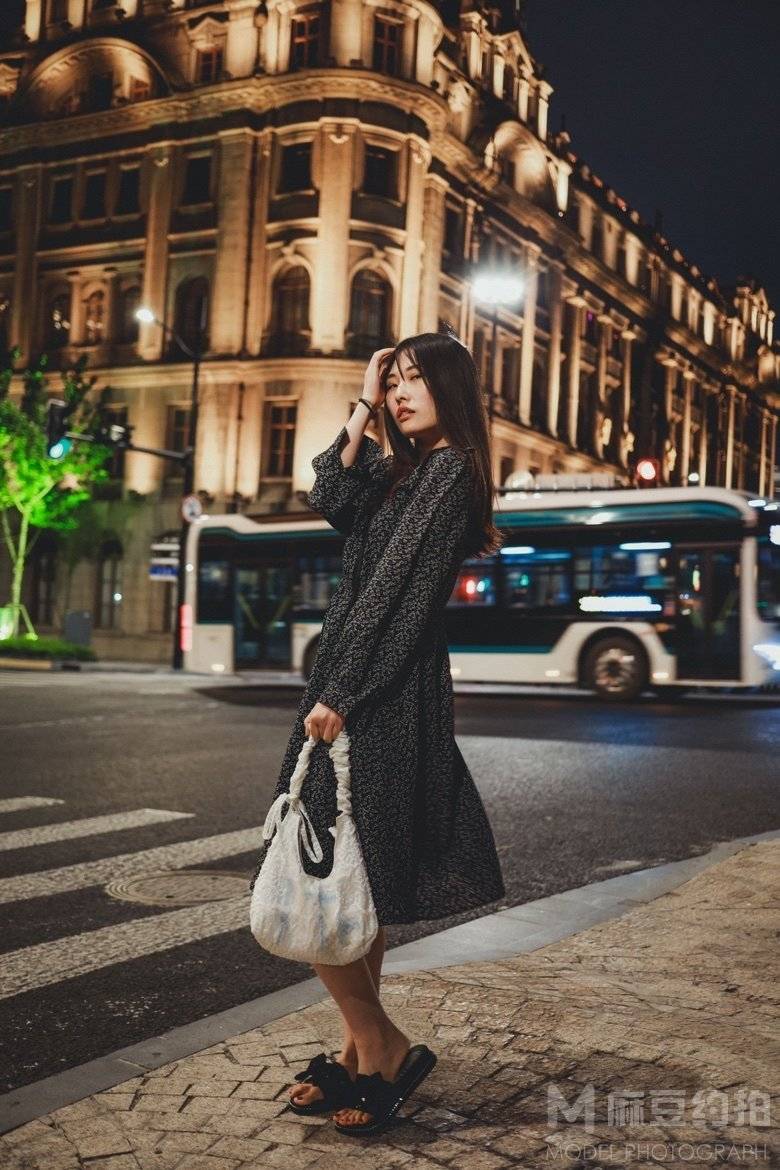 夜景模特