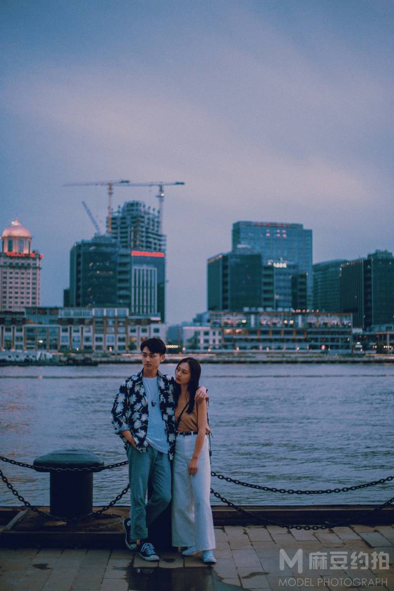 夜景模特