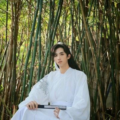 黑白模特