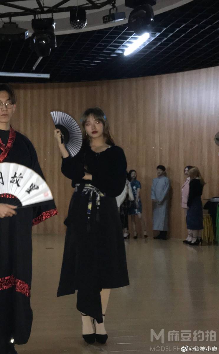 妆容模特
