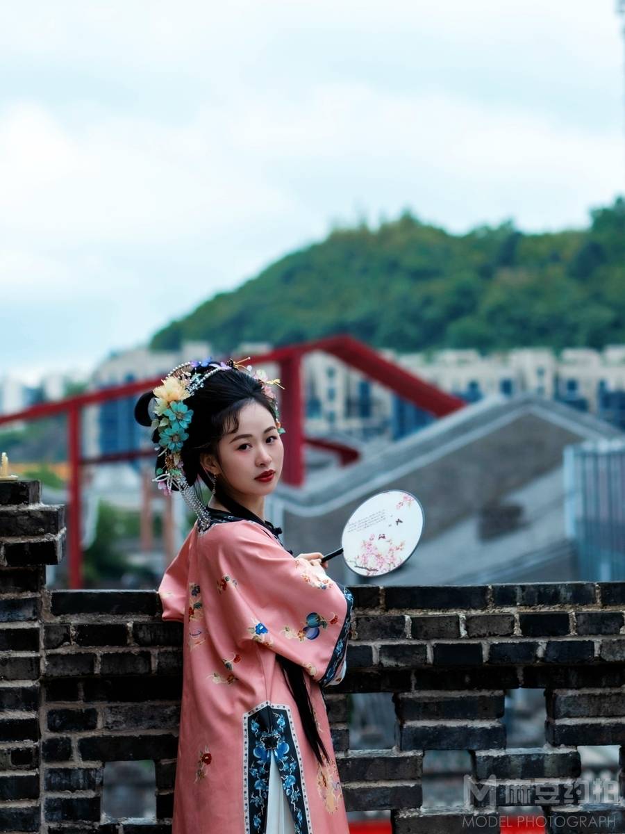 纪实模特
