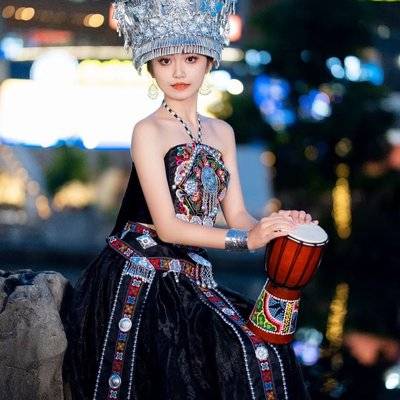 胶片模特