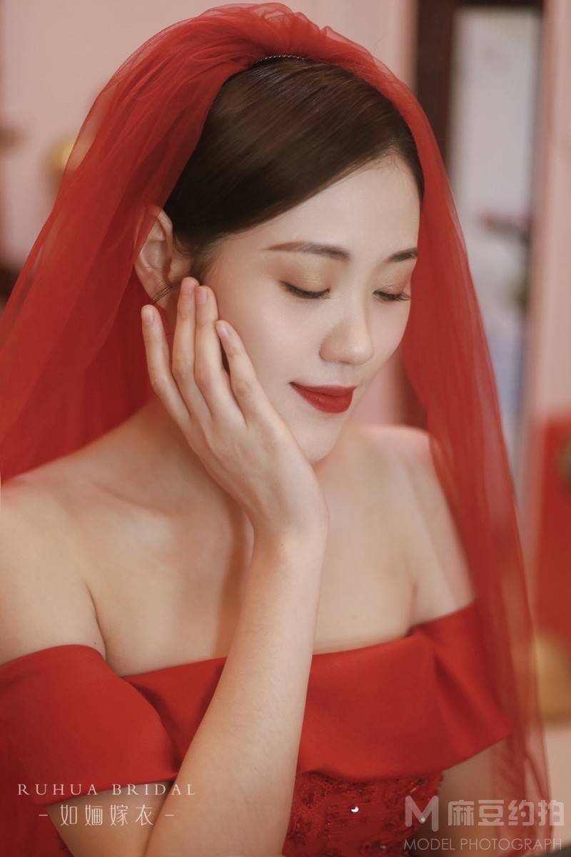 妆容模特
