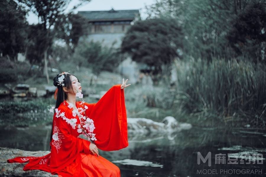 汉服模特