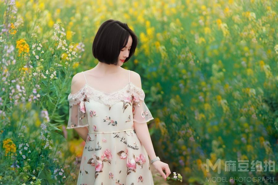 清新模特