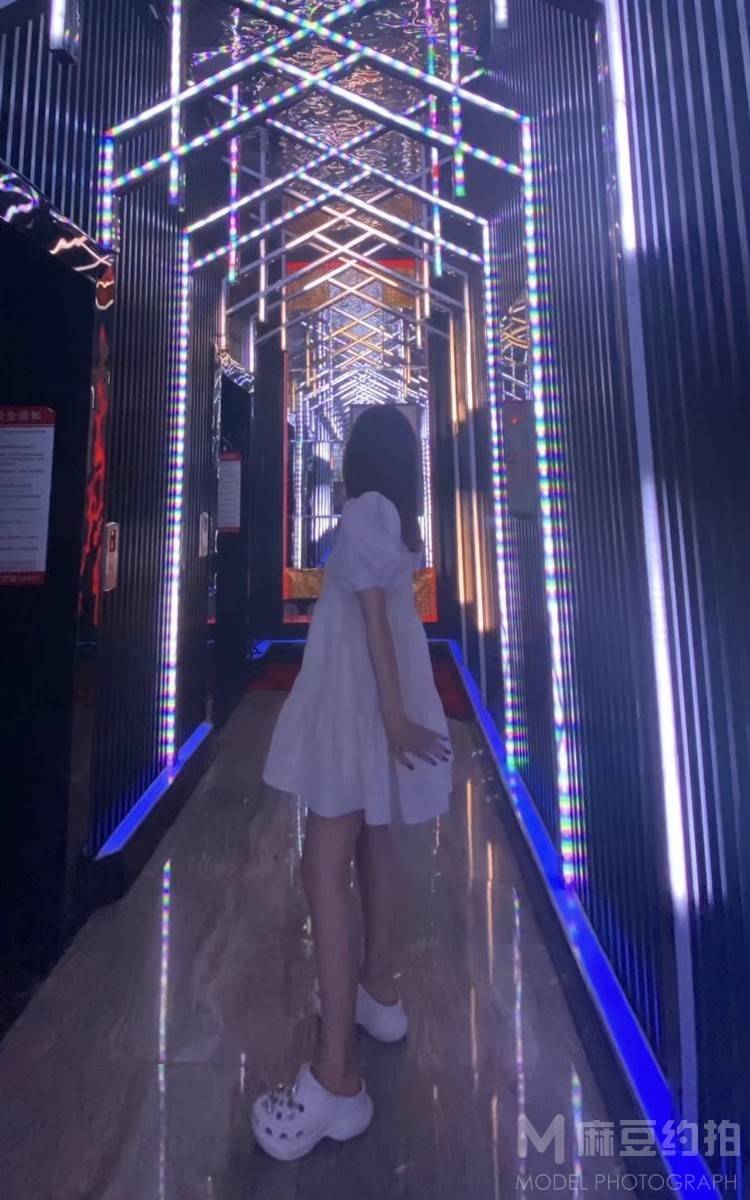 情侣模特