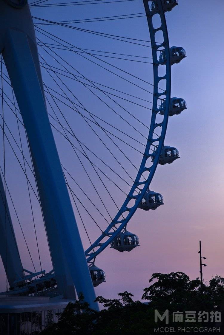 夜景模特