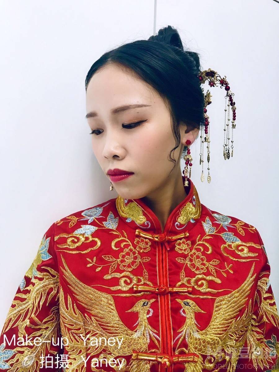 妆容模特
