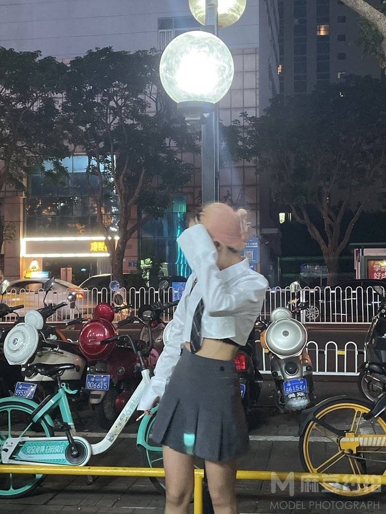 校园模特