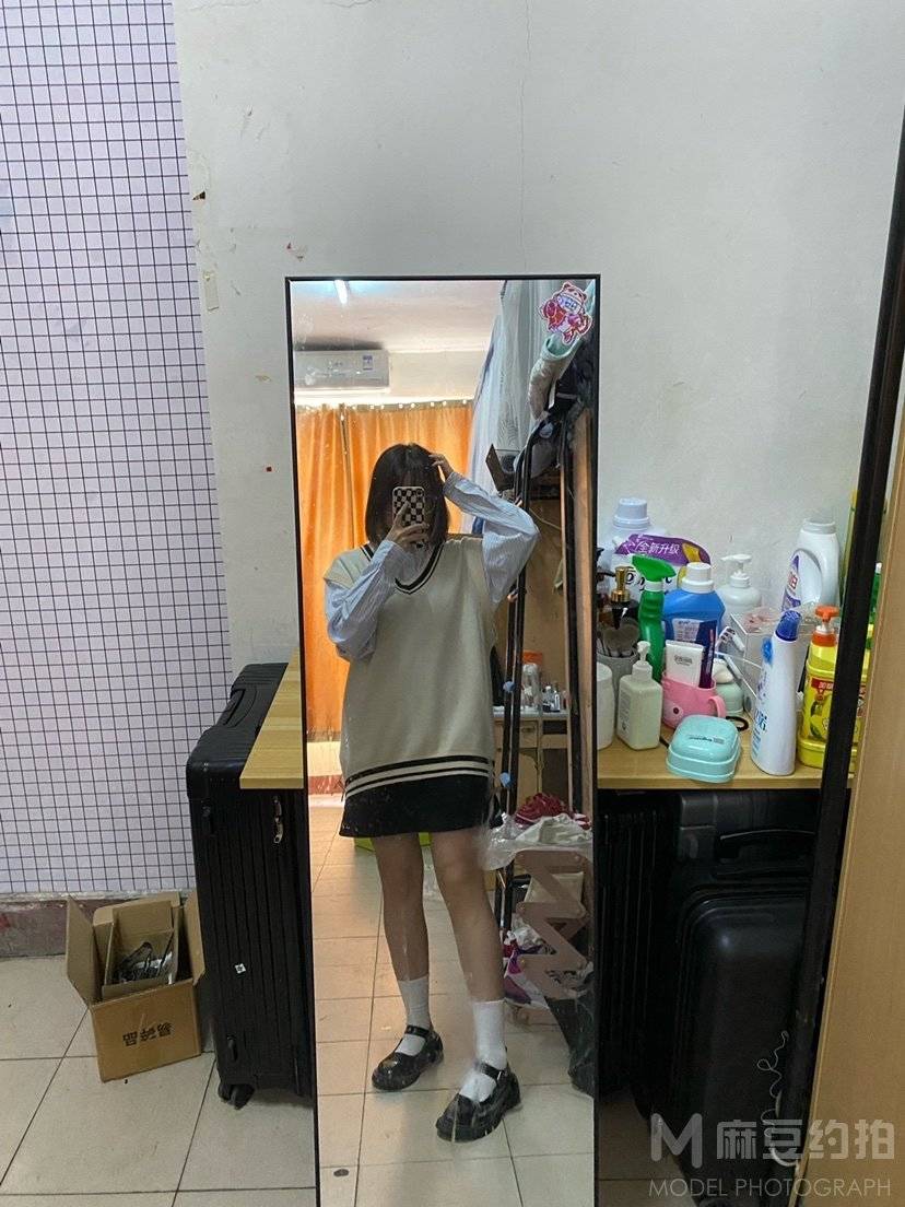 校园模特