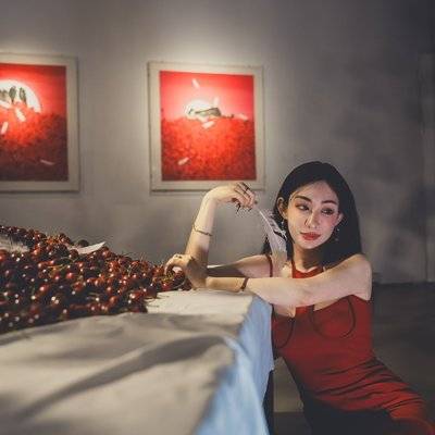 情绪模特