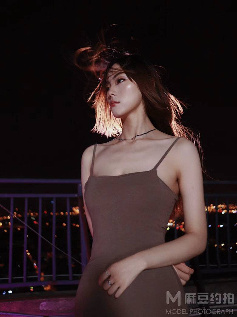胶片模特