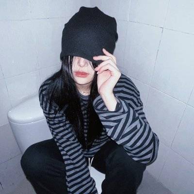 黑白模特