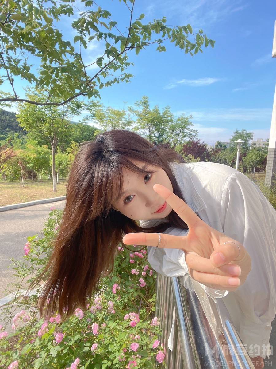 校园模特