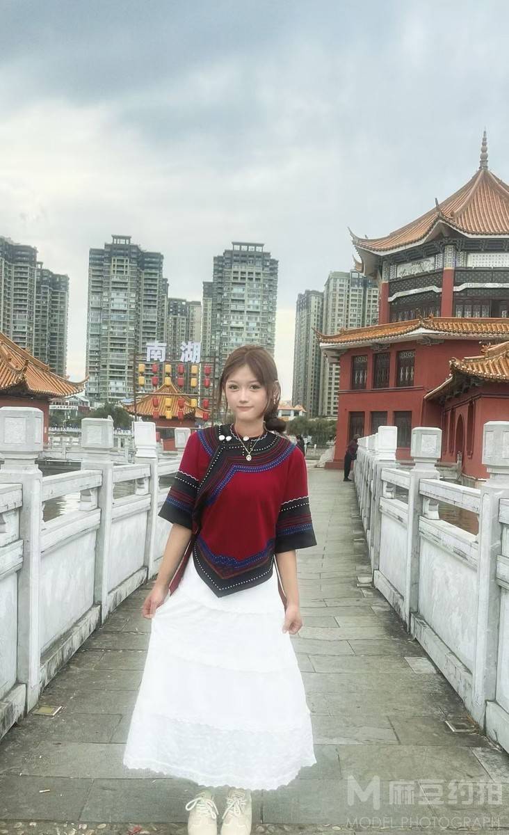 妆容模特