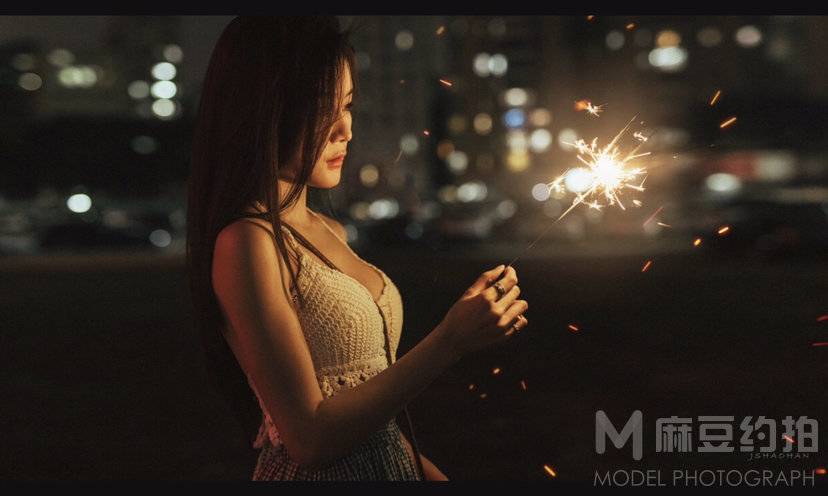 夜景模特