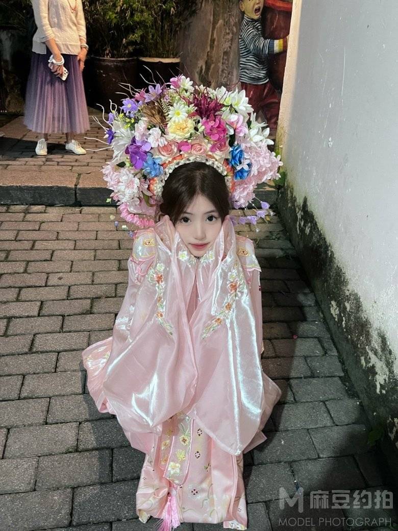 校园模特