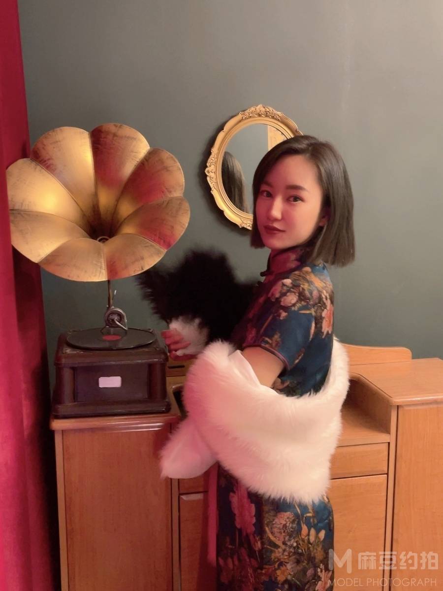 纪实模特